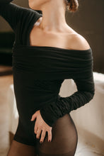 Cargar imagen en el visor de la galería, Elan black bodysuit