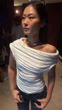 Cargar imagen en el visor de la galería, Caroline white top
